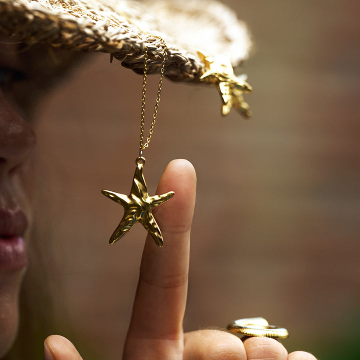 Malin - Hängande Halsband Sjöstjärna Rostfritt Stål