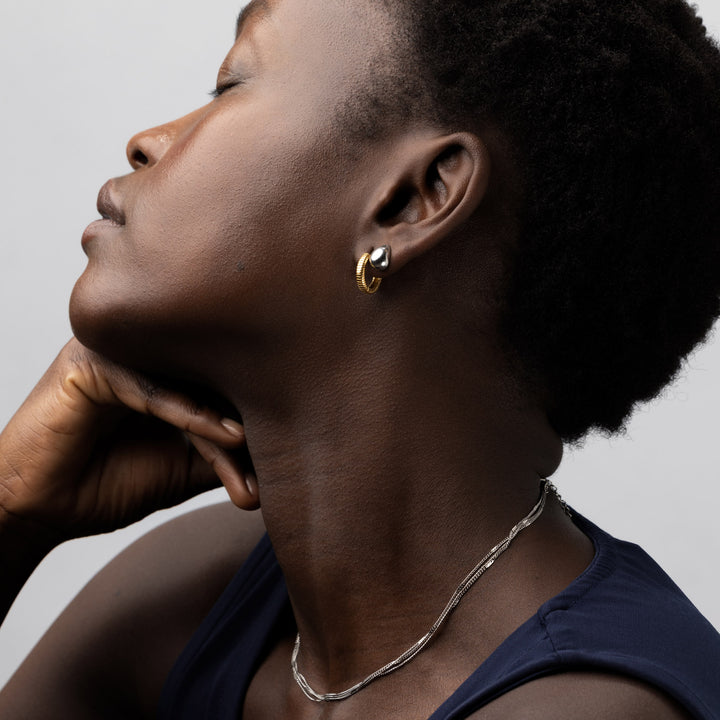 Vivia - Ribbade Hoops Örhängen Rostfritt Stål