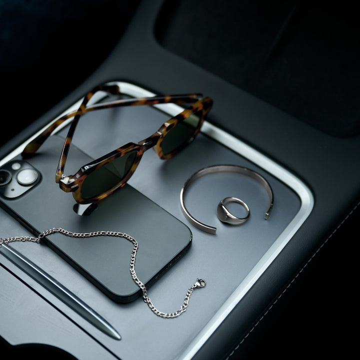 Tristan - Tyylikäs rannekoru ruostumattomasta teräksestä