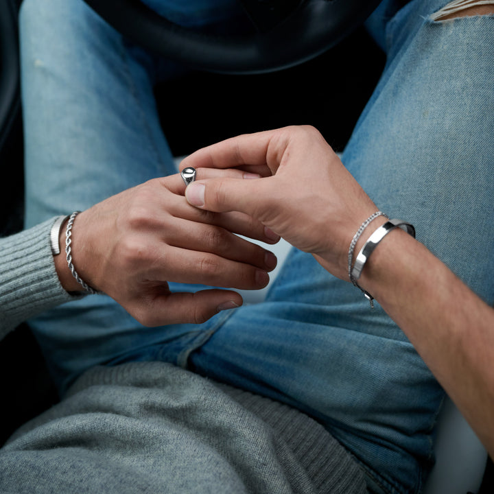 Tristan - Tyylikäs rannekoru ruostumattomasta teräksestä