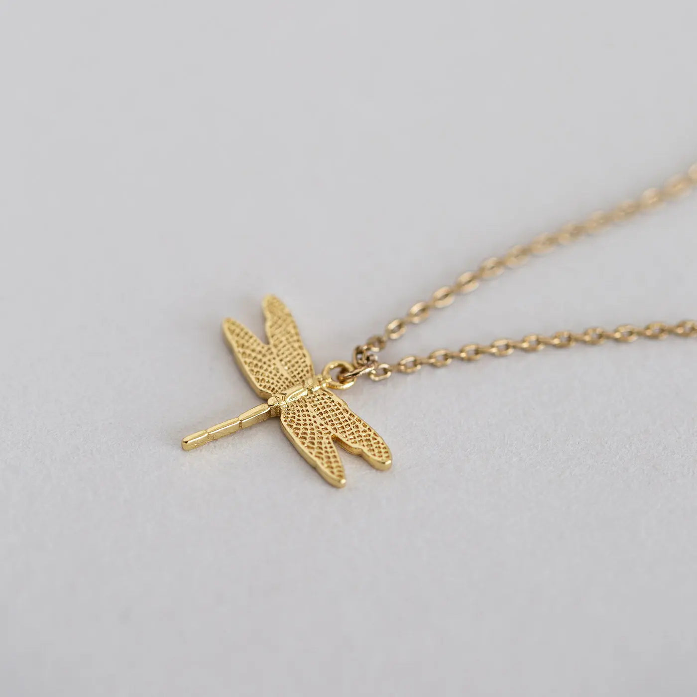 Dragonfly kaulakoru