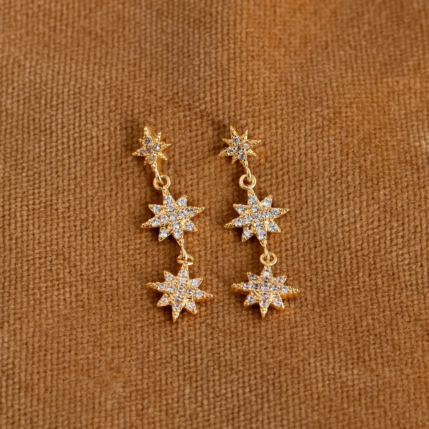 Aurora - roikkuvat Crystal Star -korvakorut