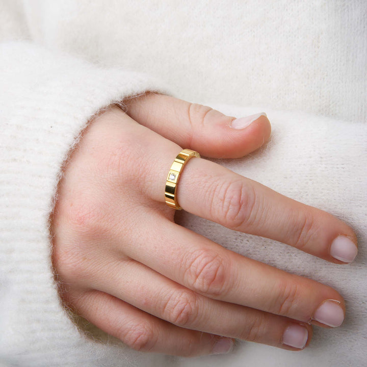 Emelyn - Kristallisormus ruostumattomasta teräksestä