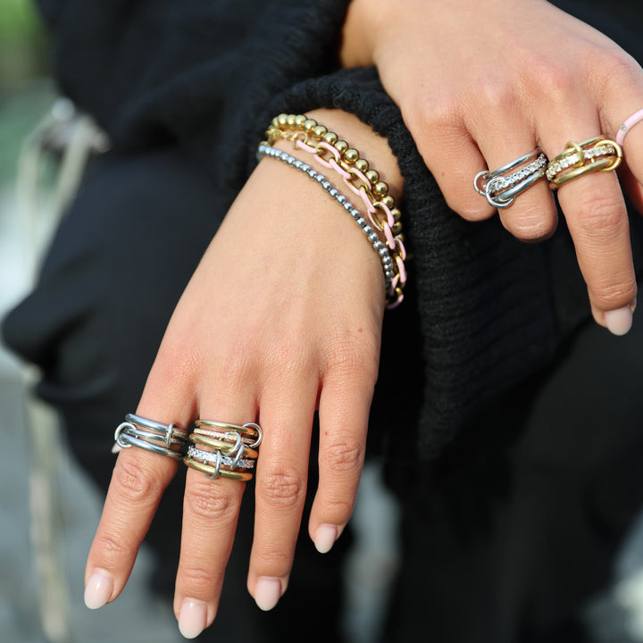 Ethel - Pinottu Sormus Kristalli Ruostumaton Teräs