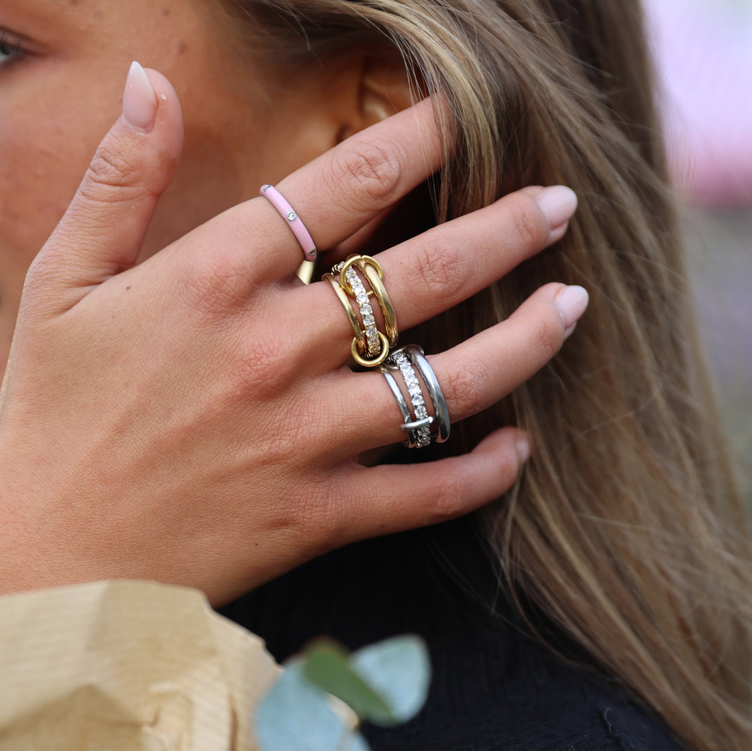 Ethel - Pinottu Sormus Kristalli Ruostumaton Teräs