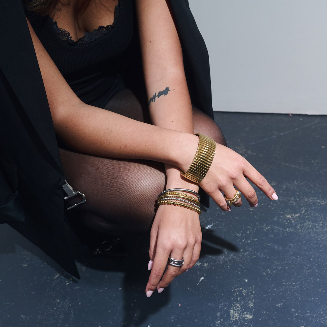 Ethel - Pinottu Sormus Kristalli Ruostumaton Teräs