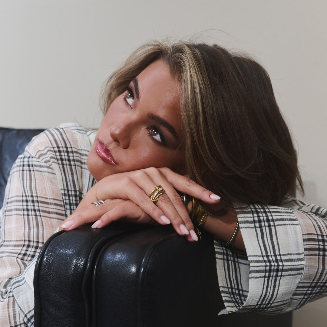 Ethel - Pinottu Sormus Kristalli Ruostumaton Teräs