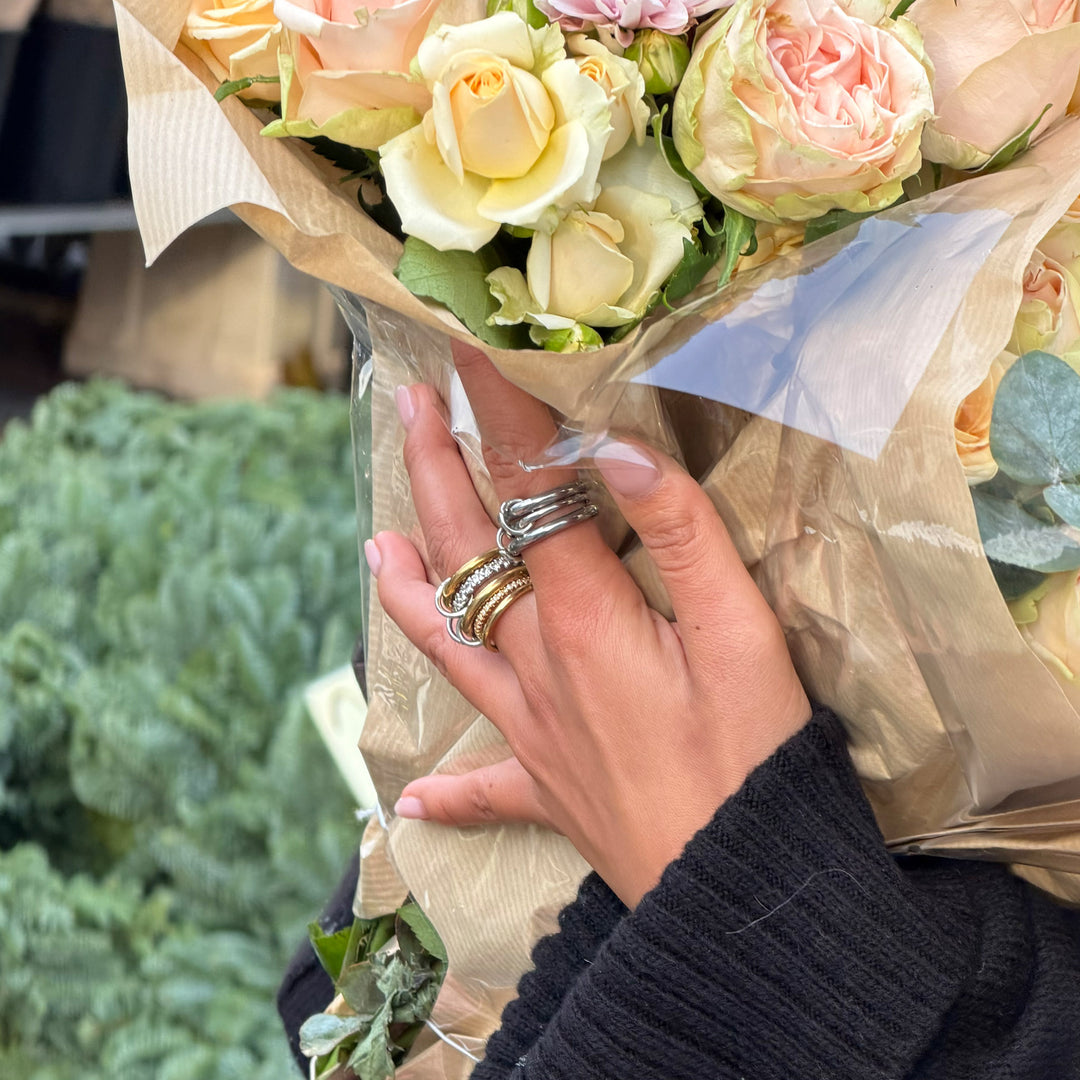 Irene - Pinottu Sormus Tyylikäs Ruostumaton Teräs