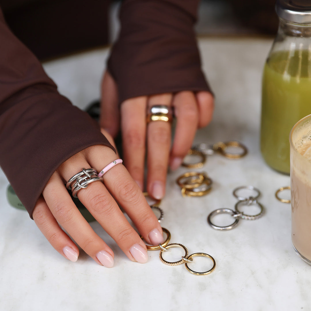Irene - Pinottu Sormus Tyylikäs Ruostumaton Teräs