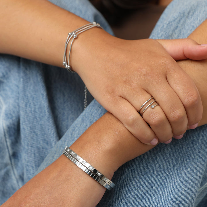 Meja - Kuvioitu rannekoru ruostumattomasta teräksestä