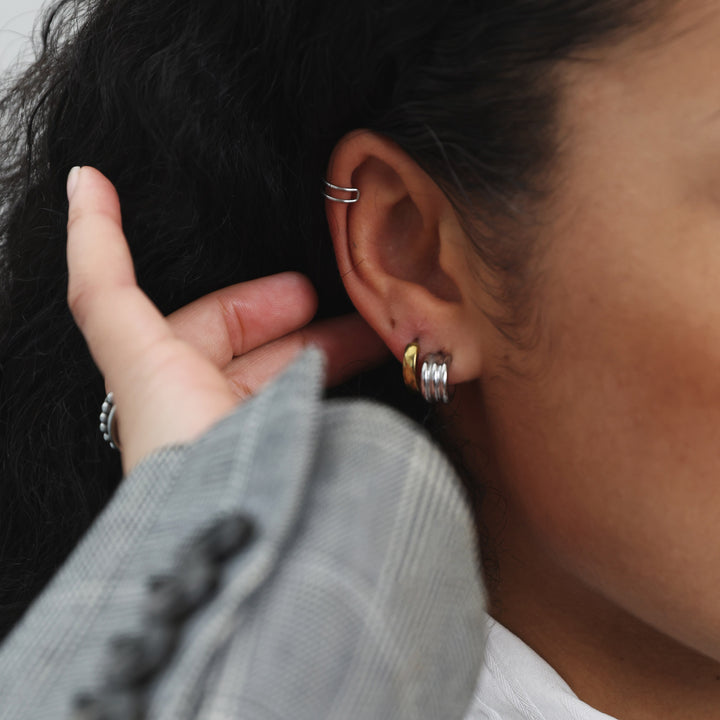 Adela - Tyylikkäät renkaankorvakorut ruostumattomasta teräksestä