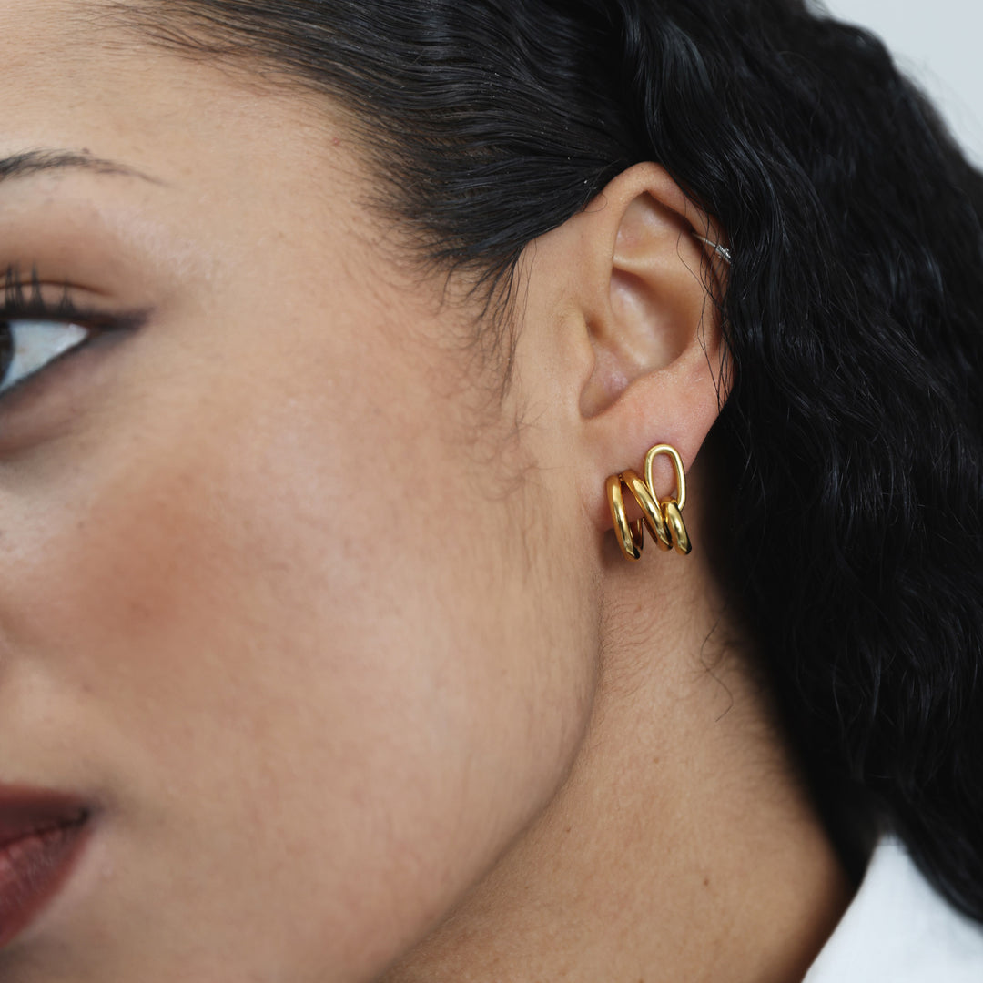 Madina - rengaskorvakorut ruostumattomasta teräksestä