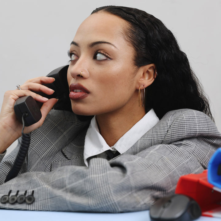 Zephyr - Langallinen lenkkikorvakorut ruostumattomasta teräksestä