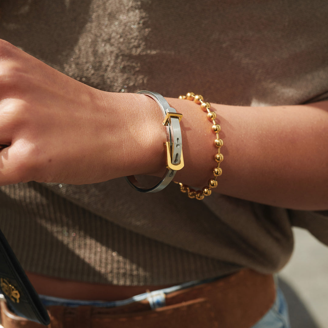 June - Bälte Bangle Armband Rostfritt Stål