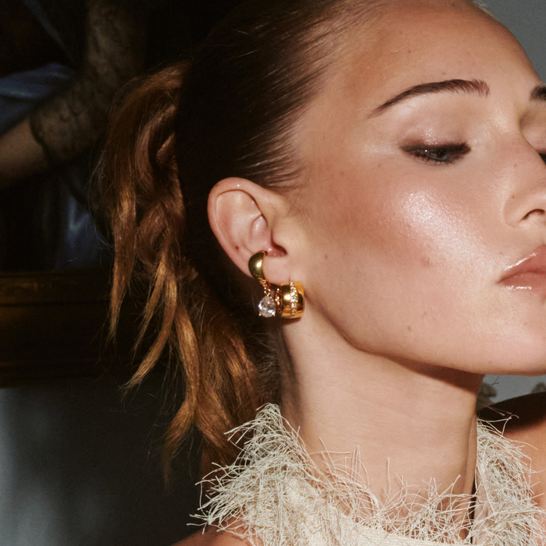Lovalie - Crystal Earcuff