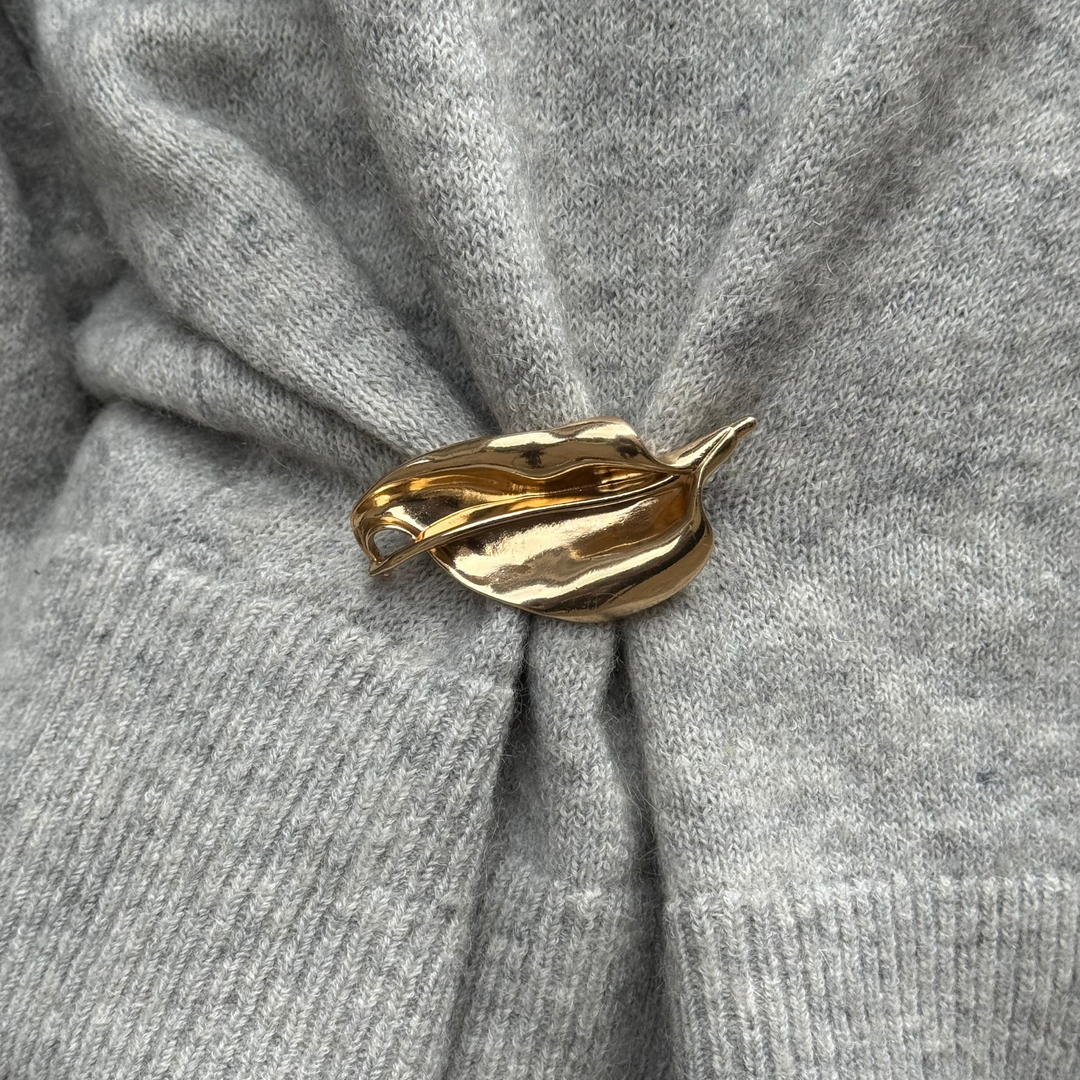 Leslie - Abstrakti rintakoru Kulta