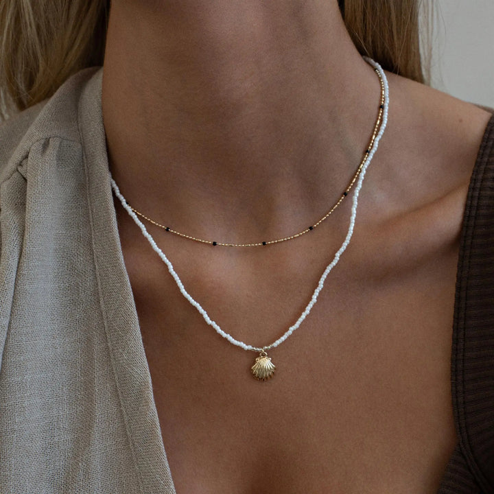 Bead Necklace Minimalistic - Gold and Black