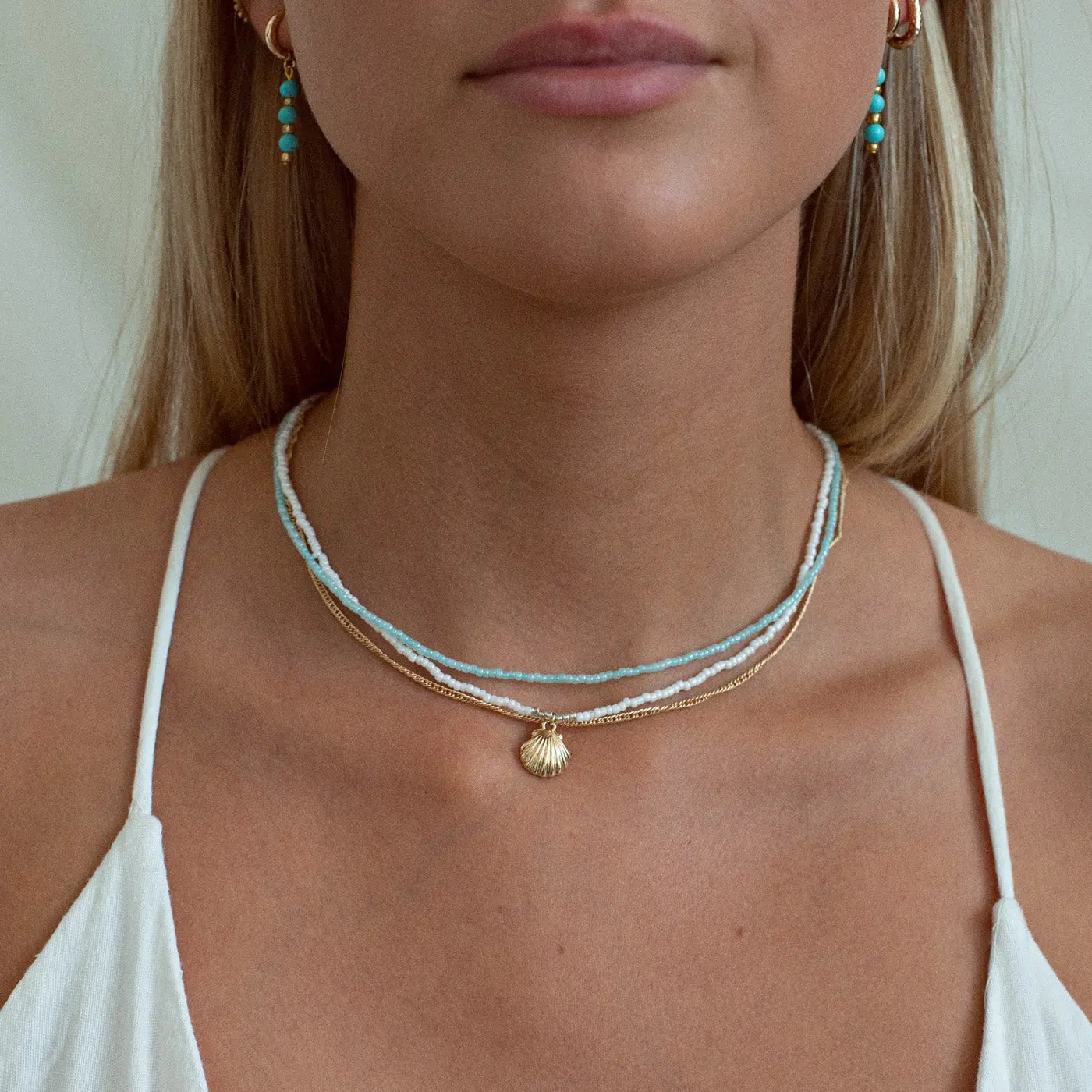 Beads with Mermaid Shell Necklace - White