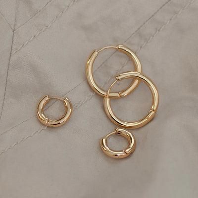 Basic Medium Hoop korvakoru - kultaa