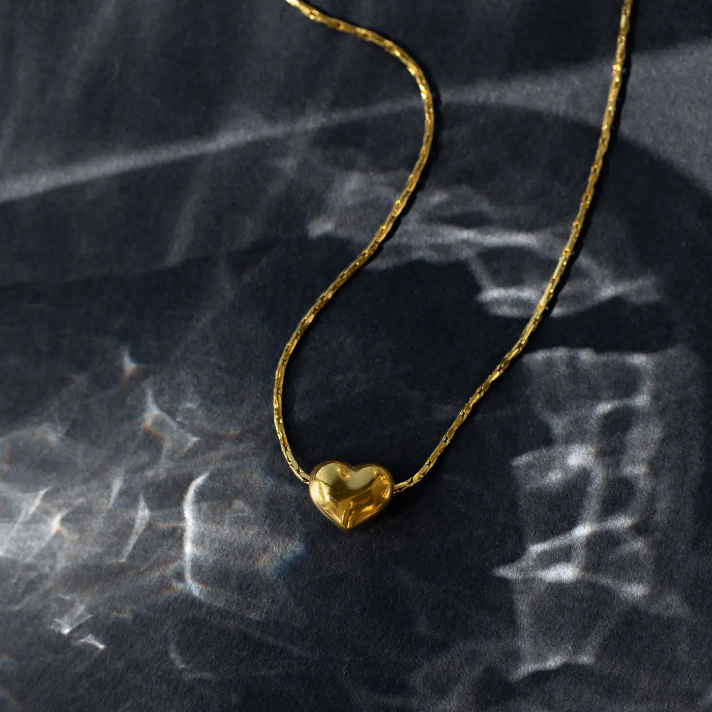 Sarah - Petite Heart -kaulakoru ruostumattomasta teräksestä